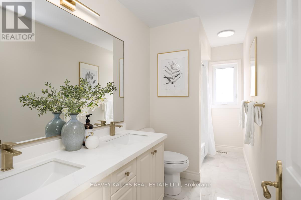 4471 Romfield Crescent, Mississauga, Ontario  L5M 4L1 - Photo 24 - W13152732