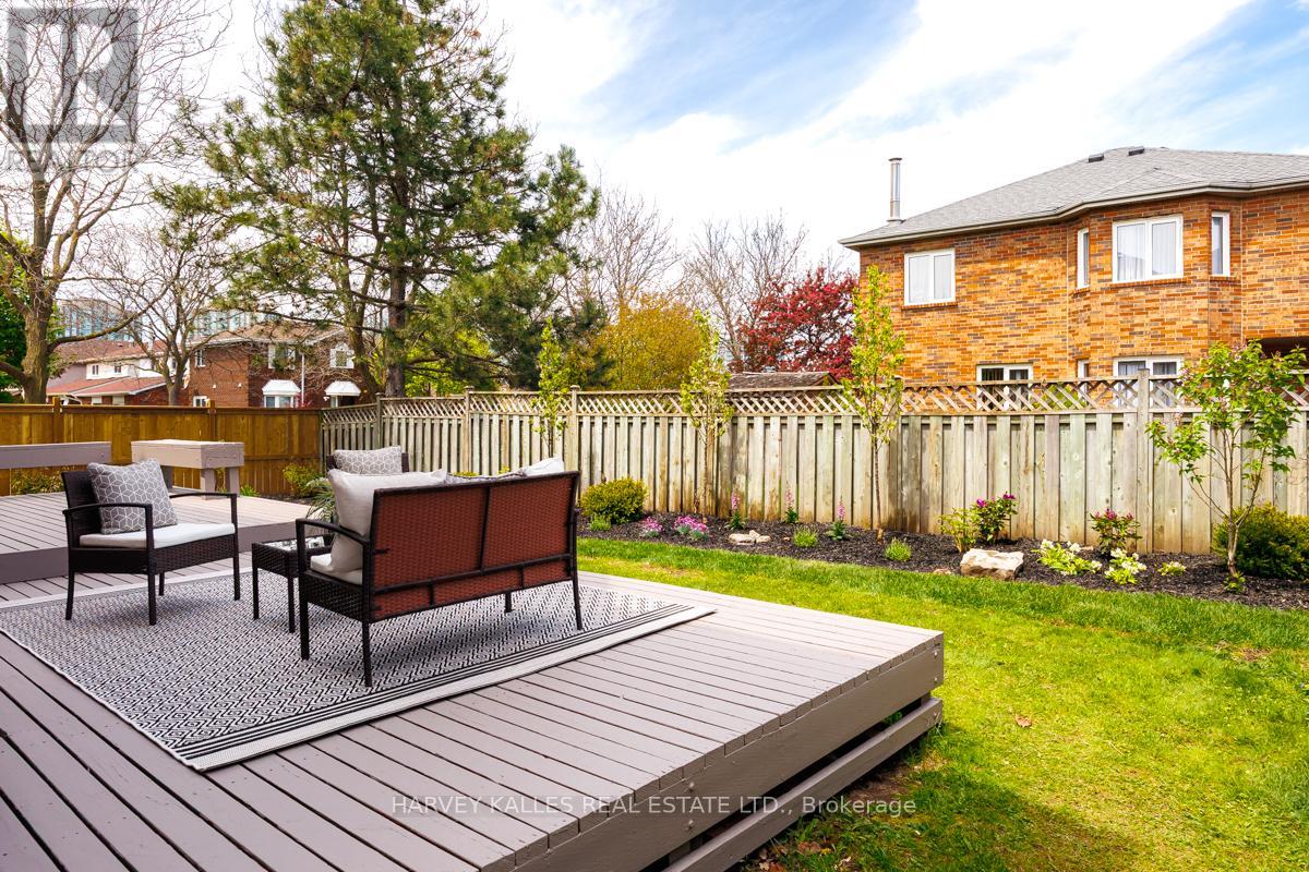 4471 Romfield Crescent, Mississauga, Ontario  L5M 4L1 - Photo 26 - W13152732