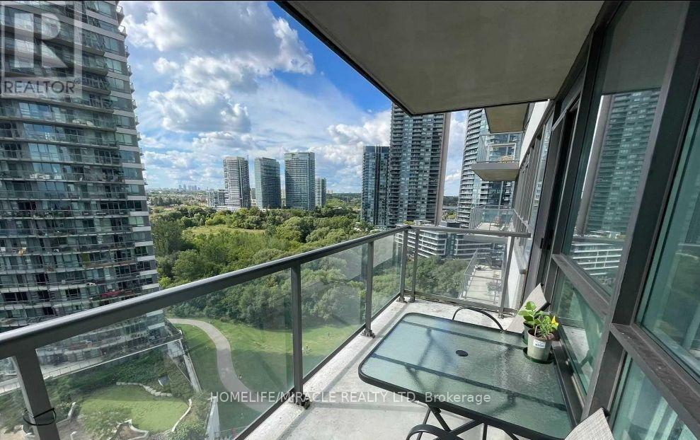 1503 - 2230 Lake Shore Boulevard W, Toronto, Ontario  M8Y 0A2 - Photo 10 - W13152742