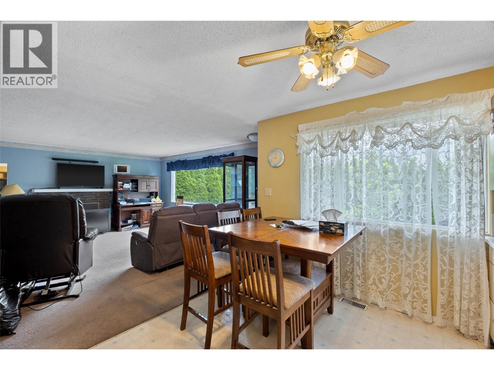 174 Mountview Drive, Kamloops, British Columbia  V2C 4S6 - Photo 3 - 10388162