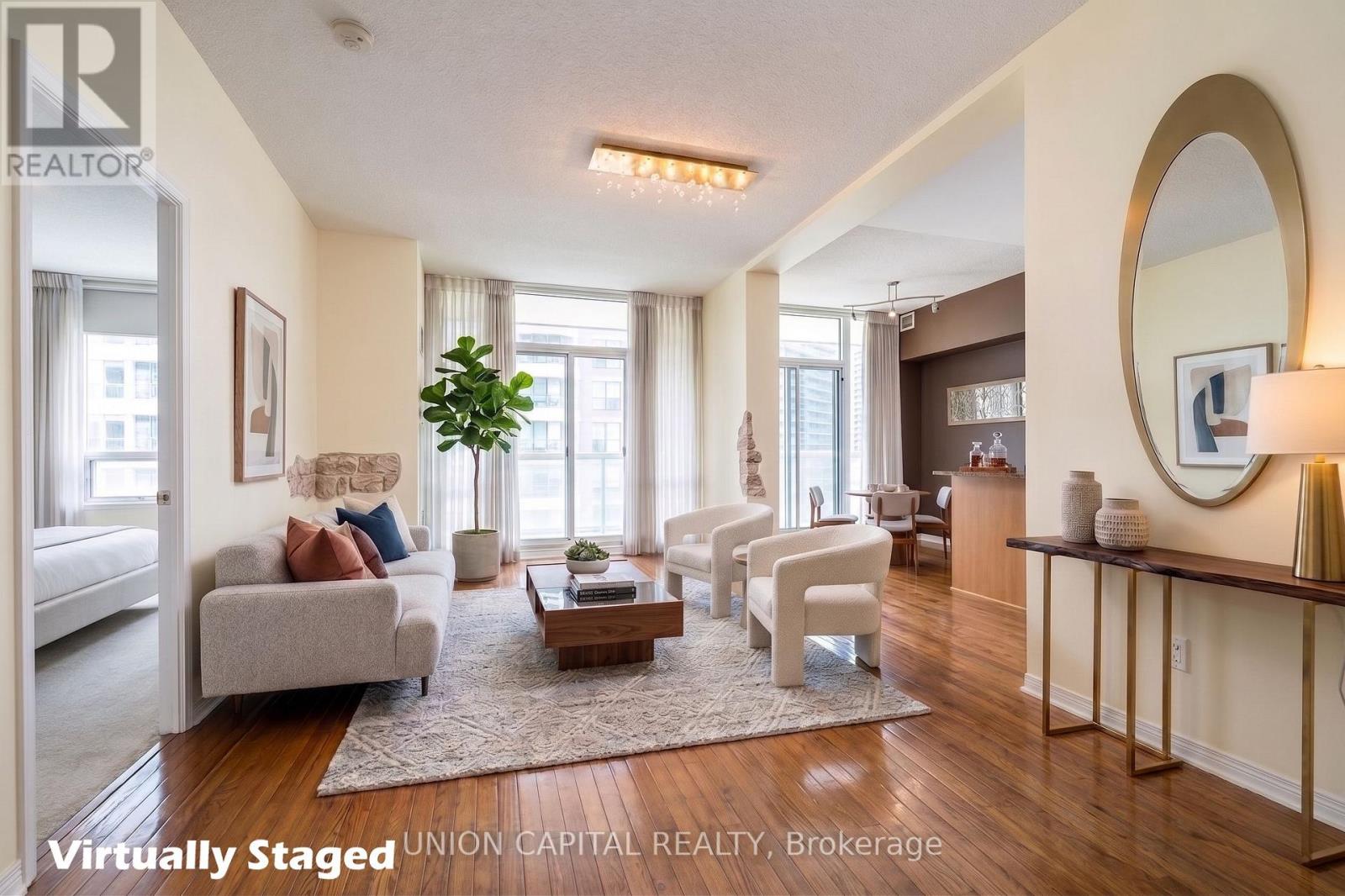 2002 - 509 BEECROFT ROAD, Toronto, Ontario