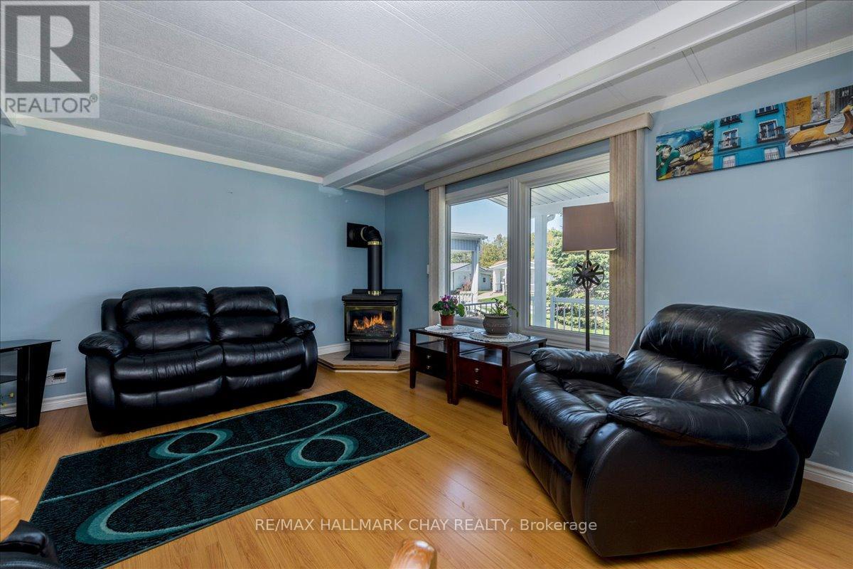 79 Linden Lane, Innisfil, Ontario L9S 1N3 - Photo 4 - N13019084