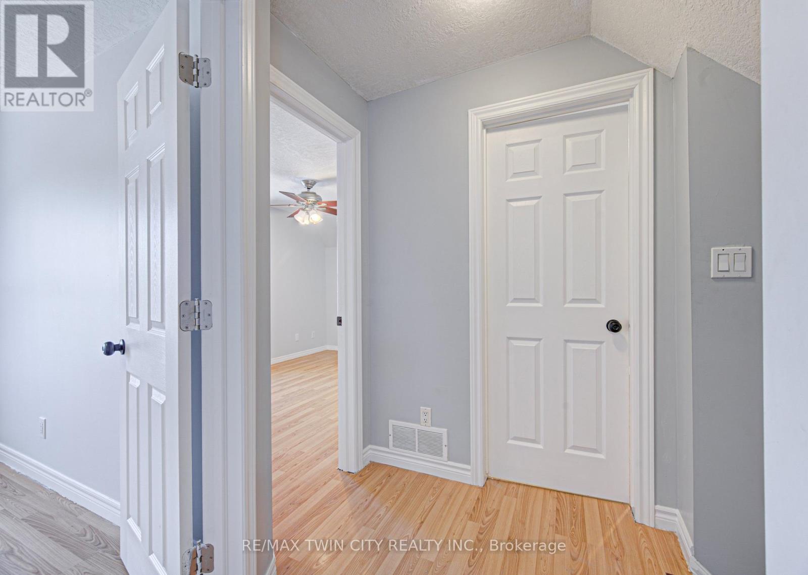 281 Courtland Avenue N, Kitchener, Ontario  N2G 2V8 - Photo 23 - X13152746