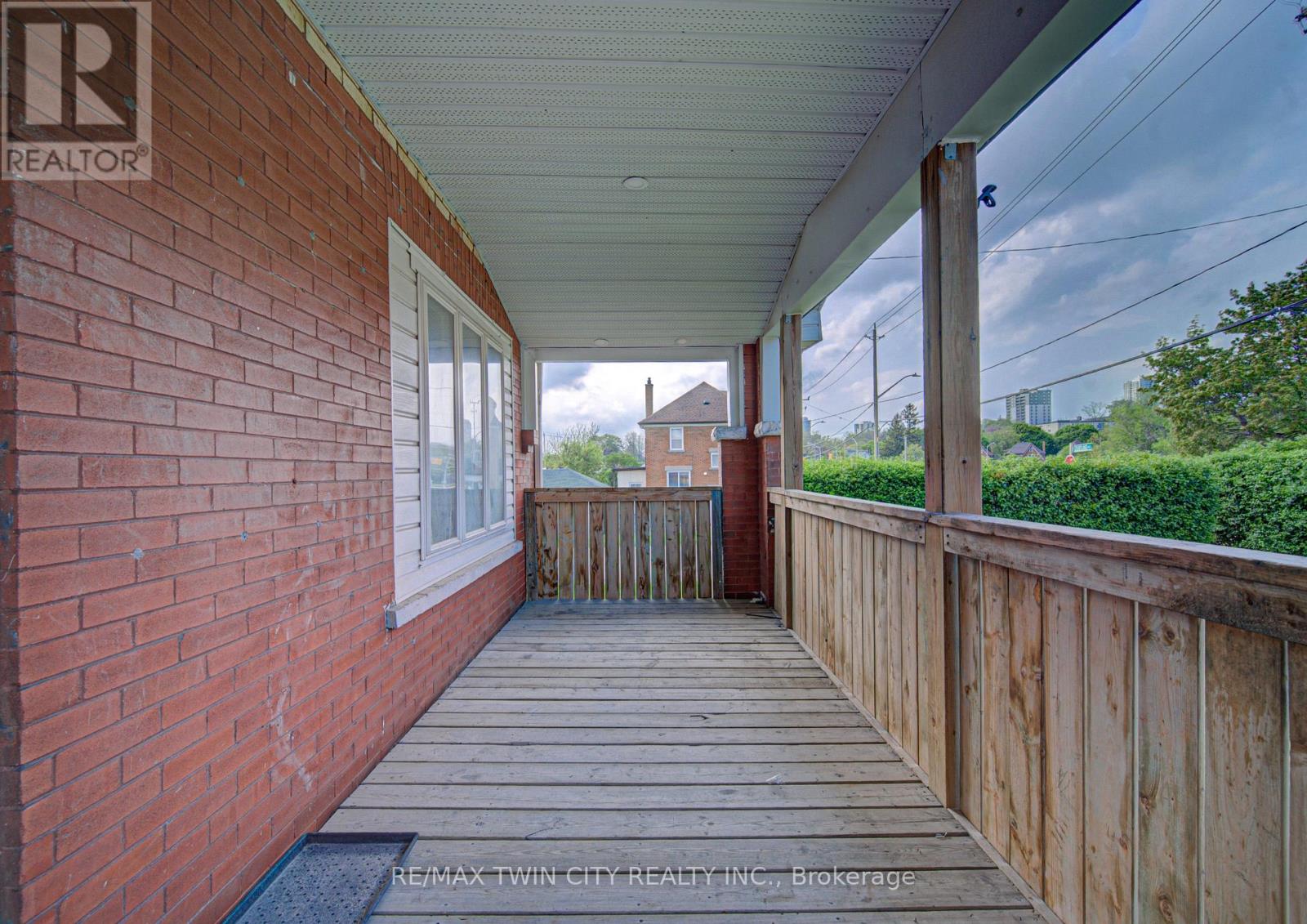 281 Courtland Avenue N, Kitchener, Ontario  N2G 2V8 - Photo 6 - X13152746