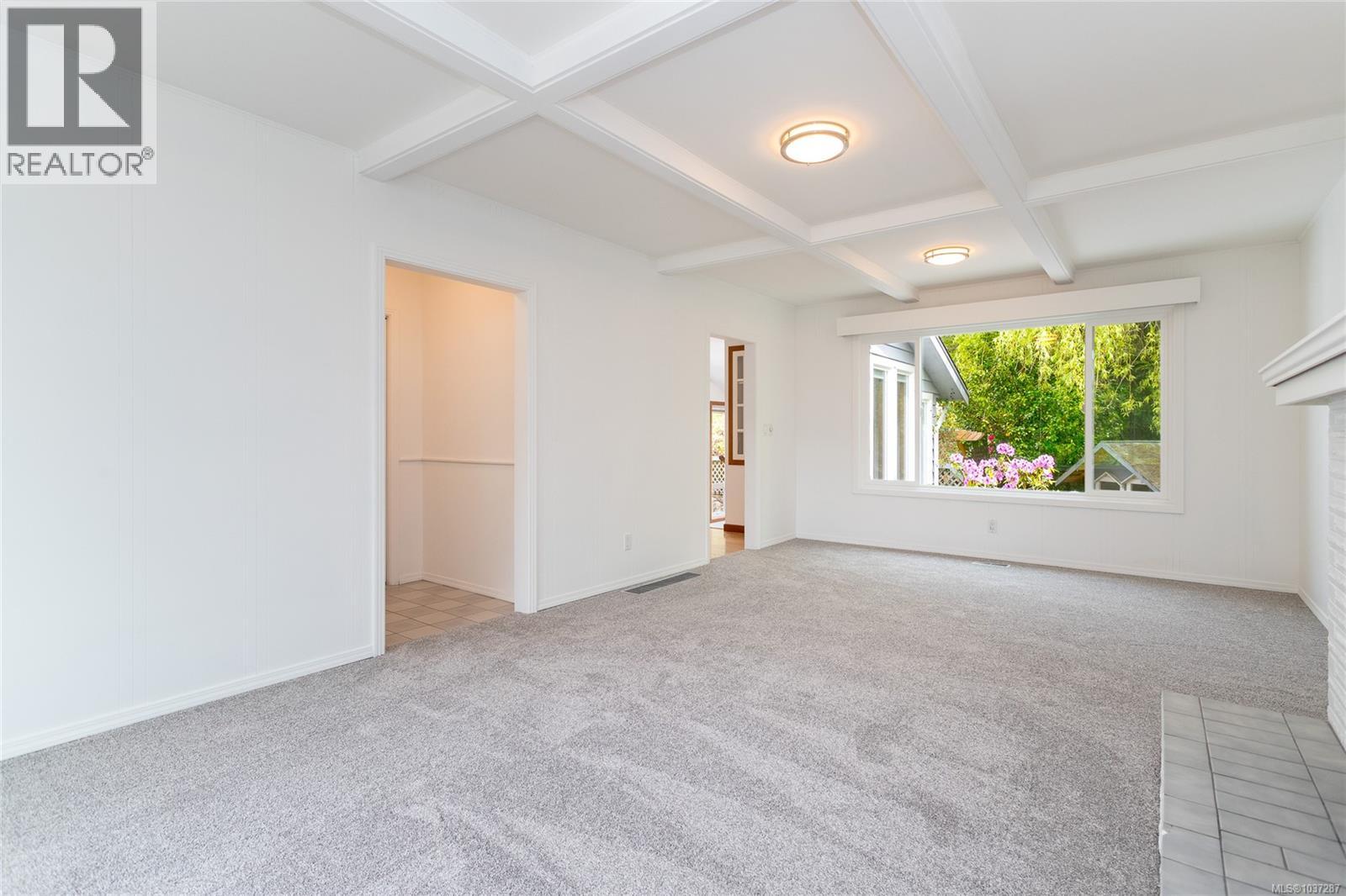 2 6755 Wallace Dr, Central Saanich, British Columbia  V8M 1A2 - Photo 11 - 1037287