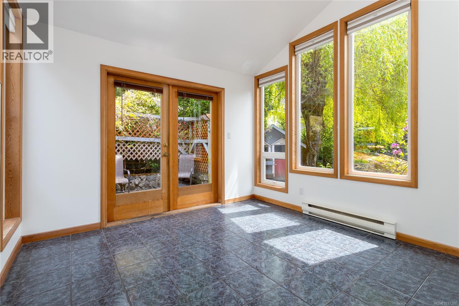 2 6755 Wallace Dr, Central Saanich, British Columbia  V8M 1A2 - Photo 15 - 1037287