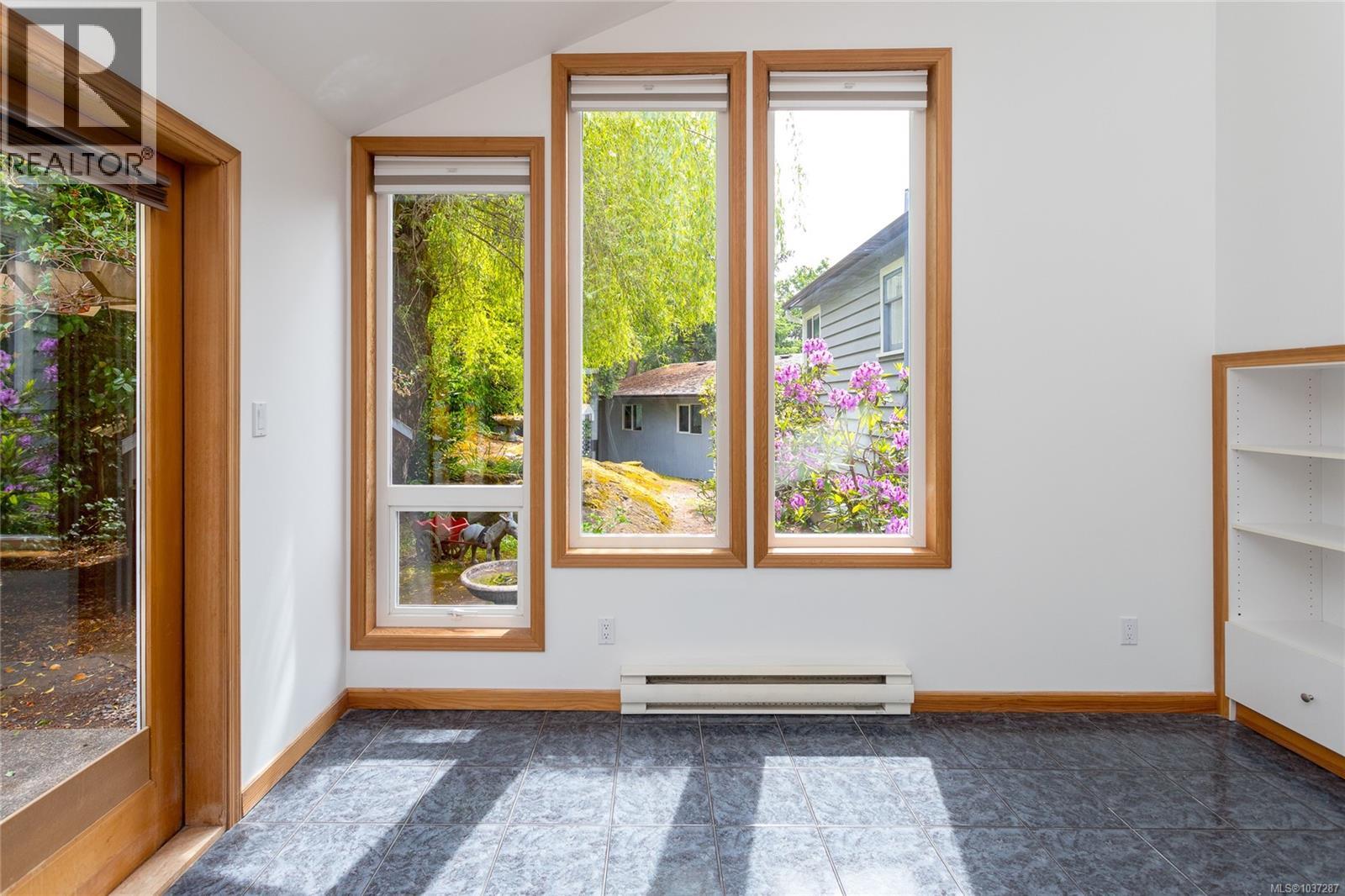 2 6755 Wallace Dr, Central Saanich, British Columbia  V8M 1A2 - Photo 18 - 1037287