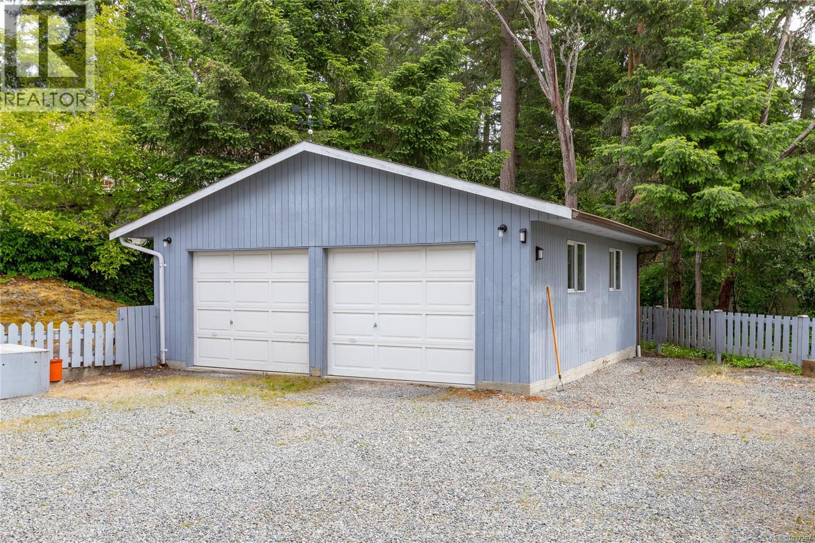 2 6755 Wallace Dr, Central Saanich, British Columbia  V8M 1A2 - Photo 52 - 1037287