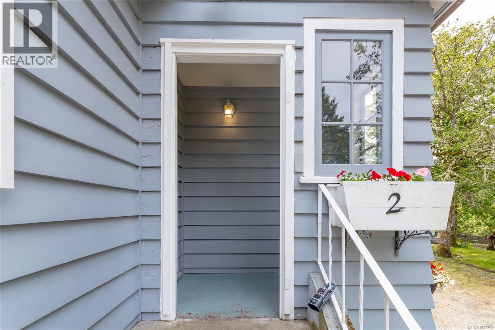 2 6755 Wallace Dr, Central Saanich, British Columbia  V8M 1A2 - Photo 8 - 1037287