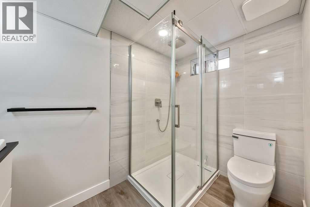 2008 Georgia Street SW, Calgary, Alberta  T3E 4H2 - Photo 33 - A2305890