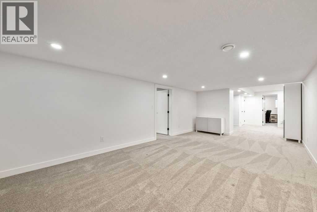 2008 Georgia Street SW, Calgary, Alberta  T3E 4H2 - Photo 29 - A2305890