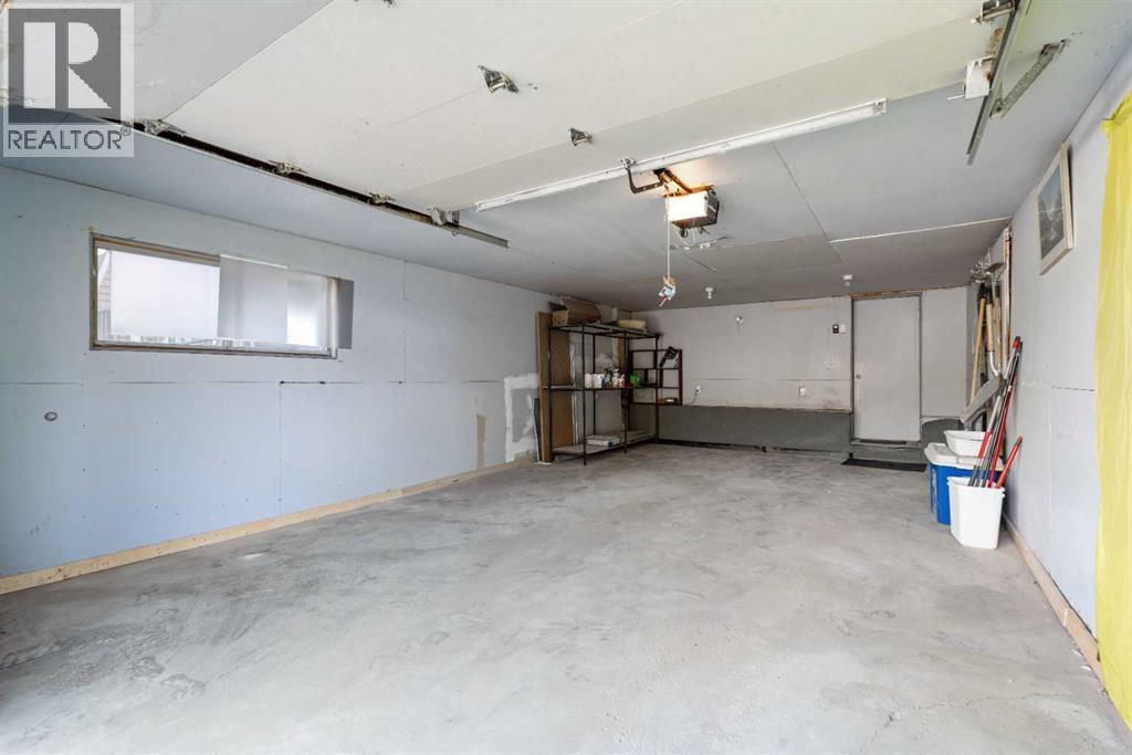 39 Bermuda Drive, Calgary, Alberta  T3K 1H5 - Photo 34 - A2308880