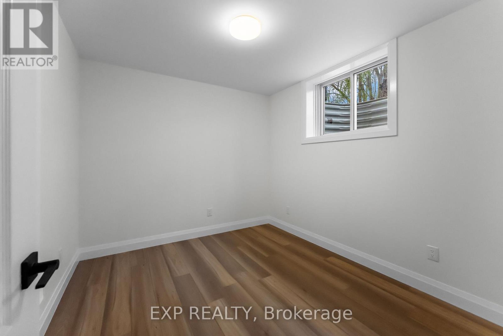 Unit 2 - Lower - 4271 Fifth Avenue, Niagara Falls, Ontario  L2E 4R1 - Photo 12 - X13151154