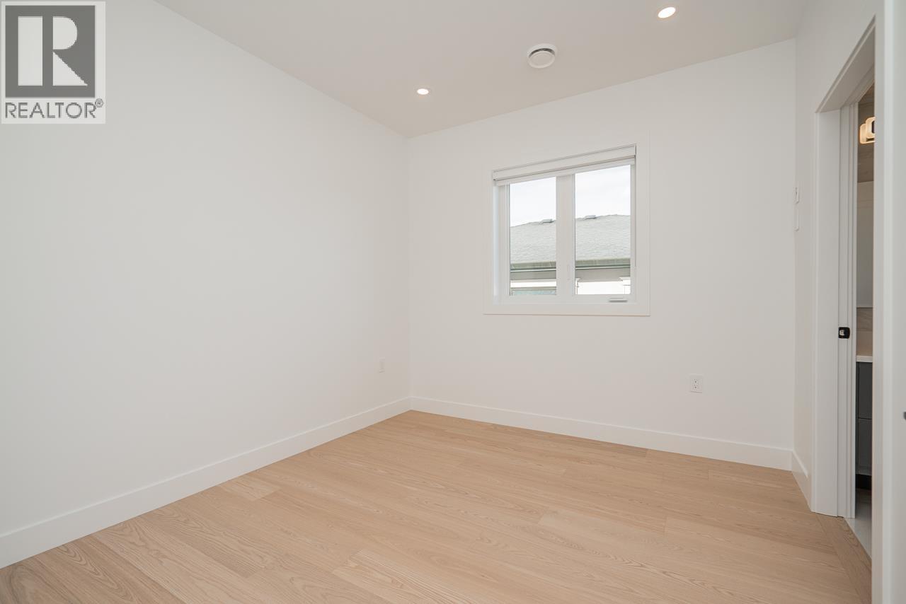 2621 Mcbain Avenue, Vancouver, British Columbia  V6L 2C7 - Photo 34 - R3126062