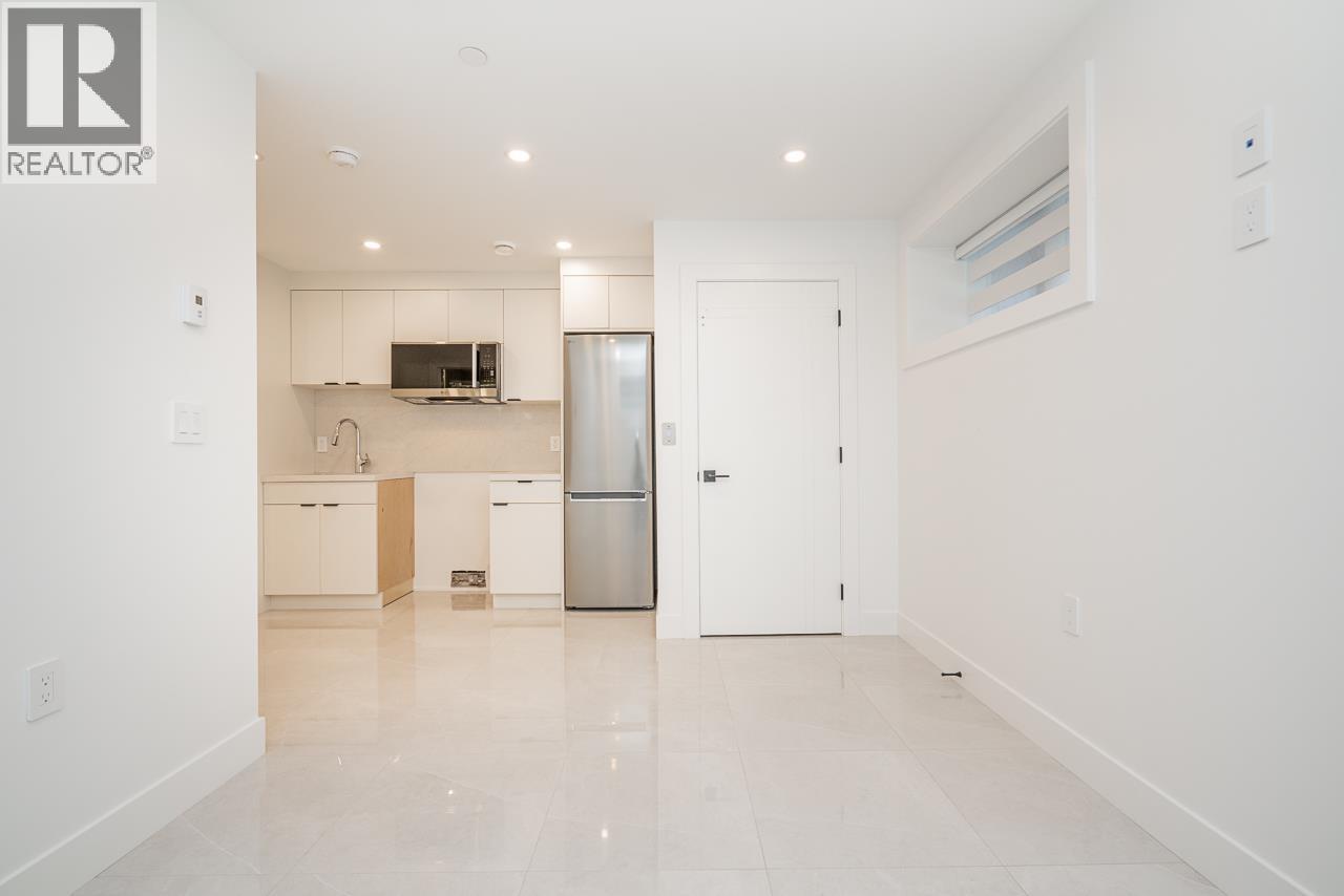 2621 Mcbain Avenue, Vancouver, British Columbia  V6L 2C7 - Photo 40 - R3126062