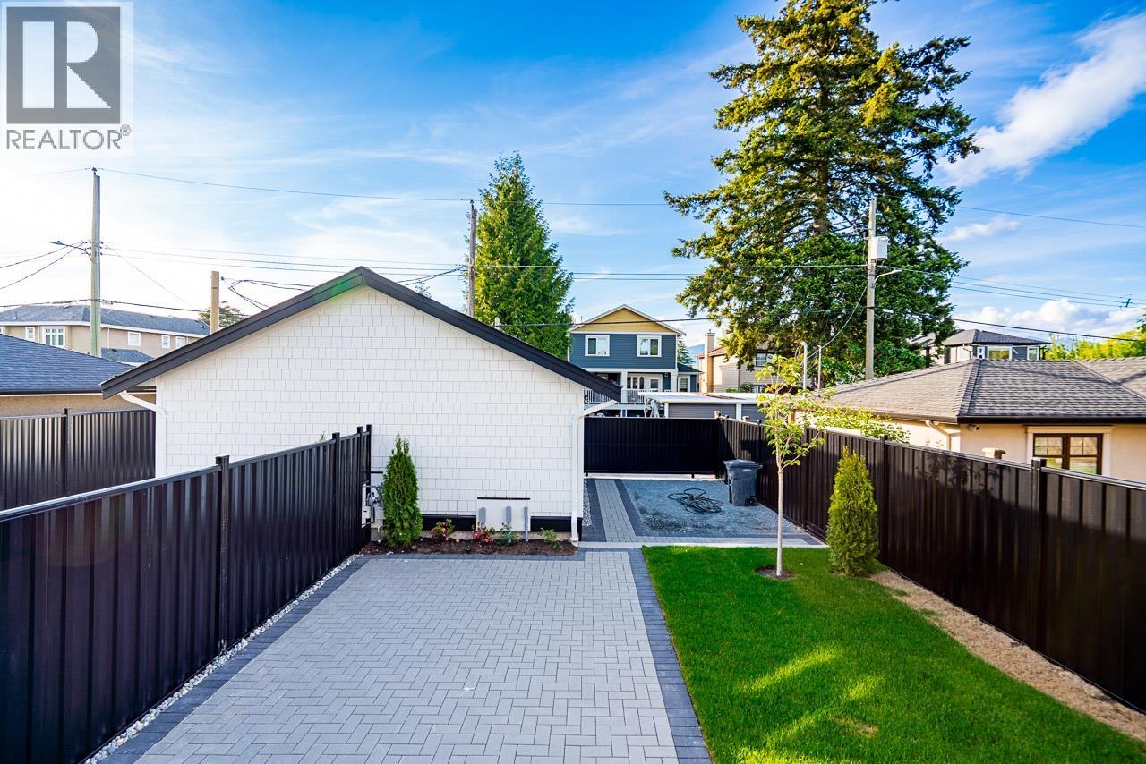 2621 Mcbain Avenue, Vancouver, British Columbia  V6L 2C7 - Photo 7 - R3126062