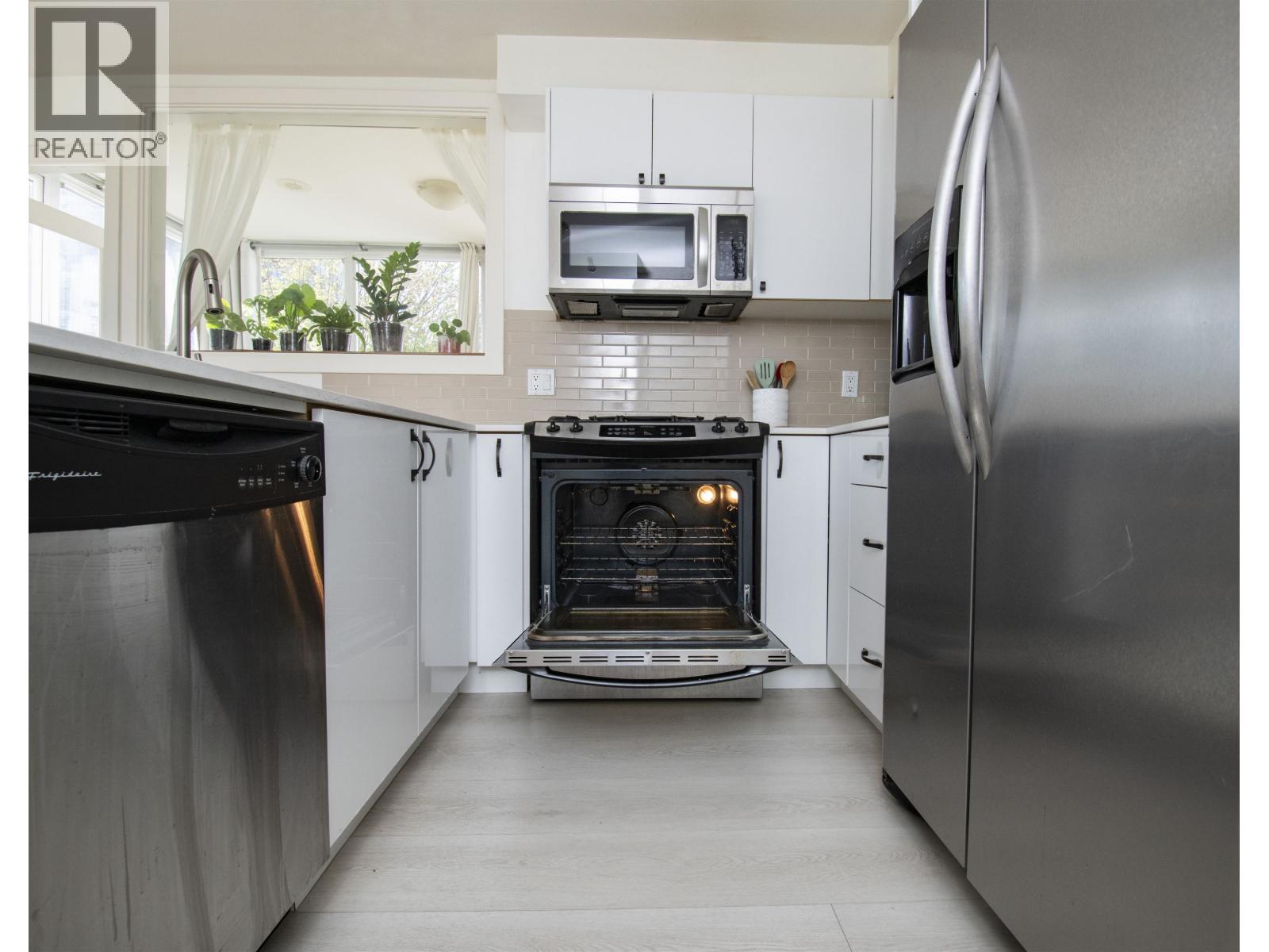 204 2483 Spruce Street, Vancouver, British Columbia  V6H 4J2 - Photo 4 - R3126074