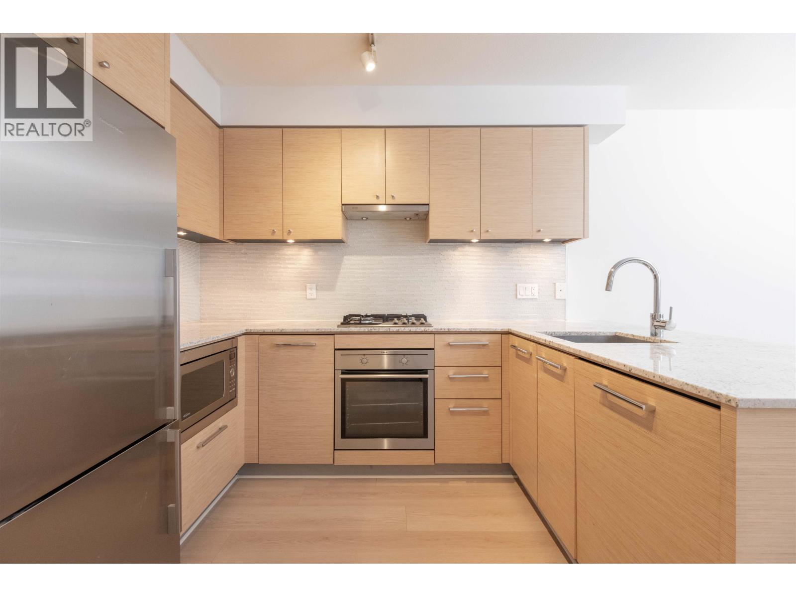 803 6180 Cooney Road, Richmond, British Columbia  V6Y 0H2 - Photo 3 - R3126089