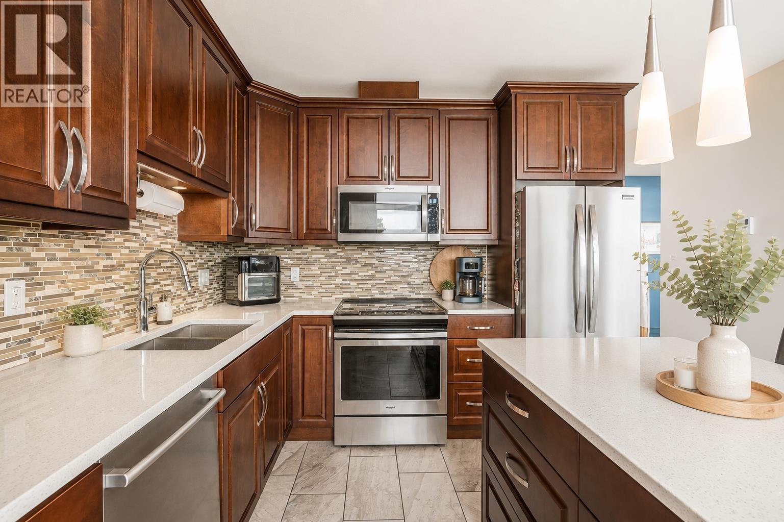 1004 412 Twelfth Street, New Westminster, British Columbia  V3M 6R2 - Photo 11 - R3126103