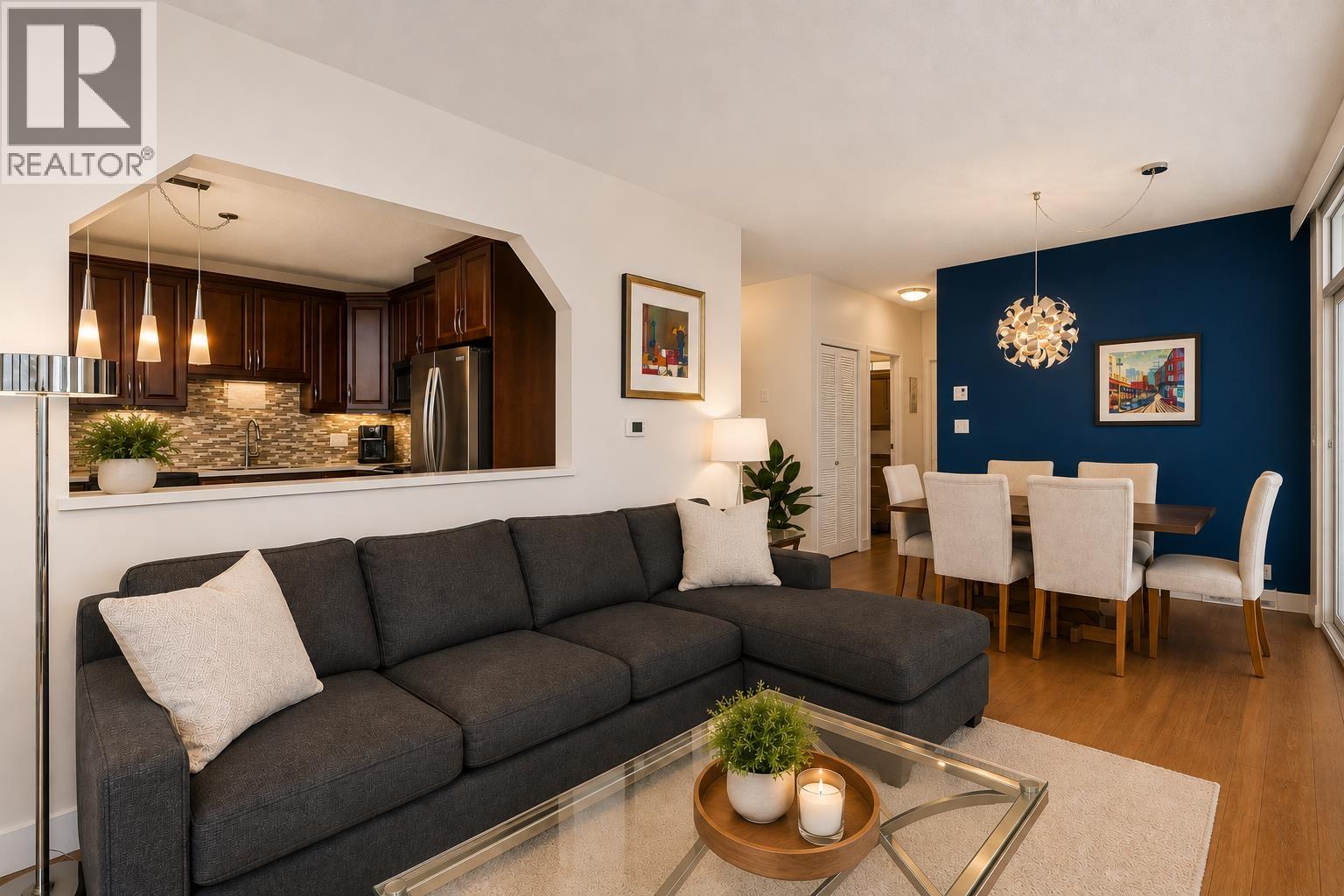 1004 412 Twelfth Street, New Westminster, British Columbia  V3M 6R2 - Photo 4 - R3126103