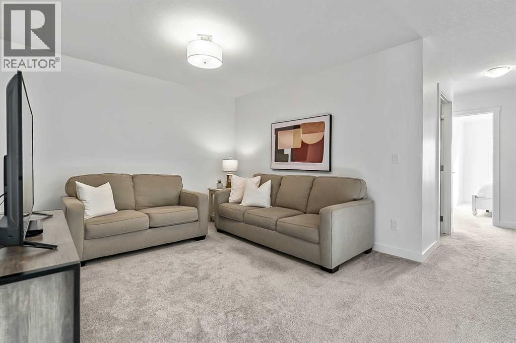 882 Bluerock Way SW, Calgary, Alberta  T2Y 0S5 - Photo 20 - A2293006