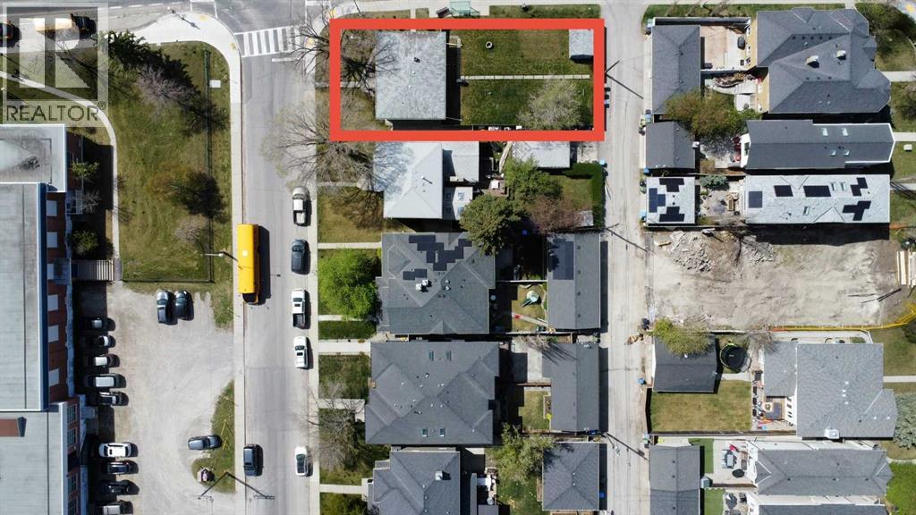 2048 38 Avenue SW, Calgary, Alberta  T2T 2K4 - Photo 2 - A2301294