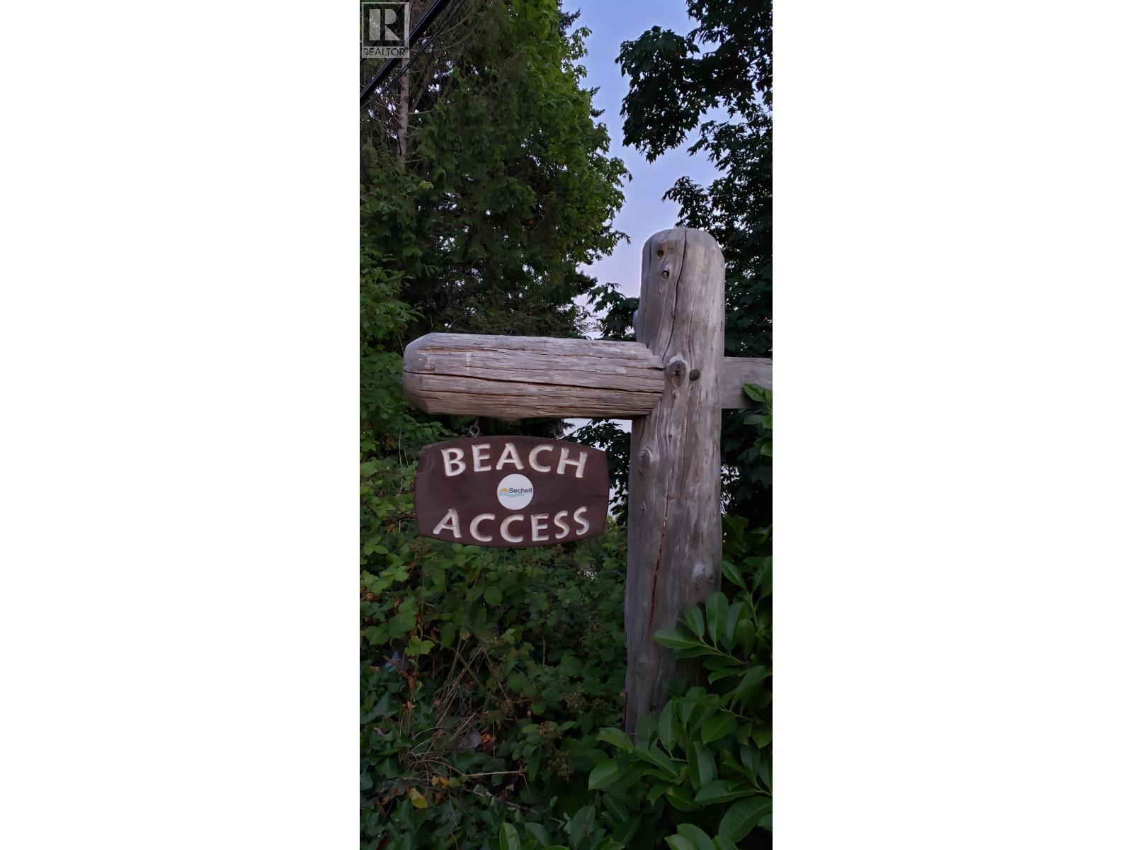 5258 Sunshine Coast Highway, Sechelt, British Columbia  V7Z 0G7 - Photo 15 - R3126111