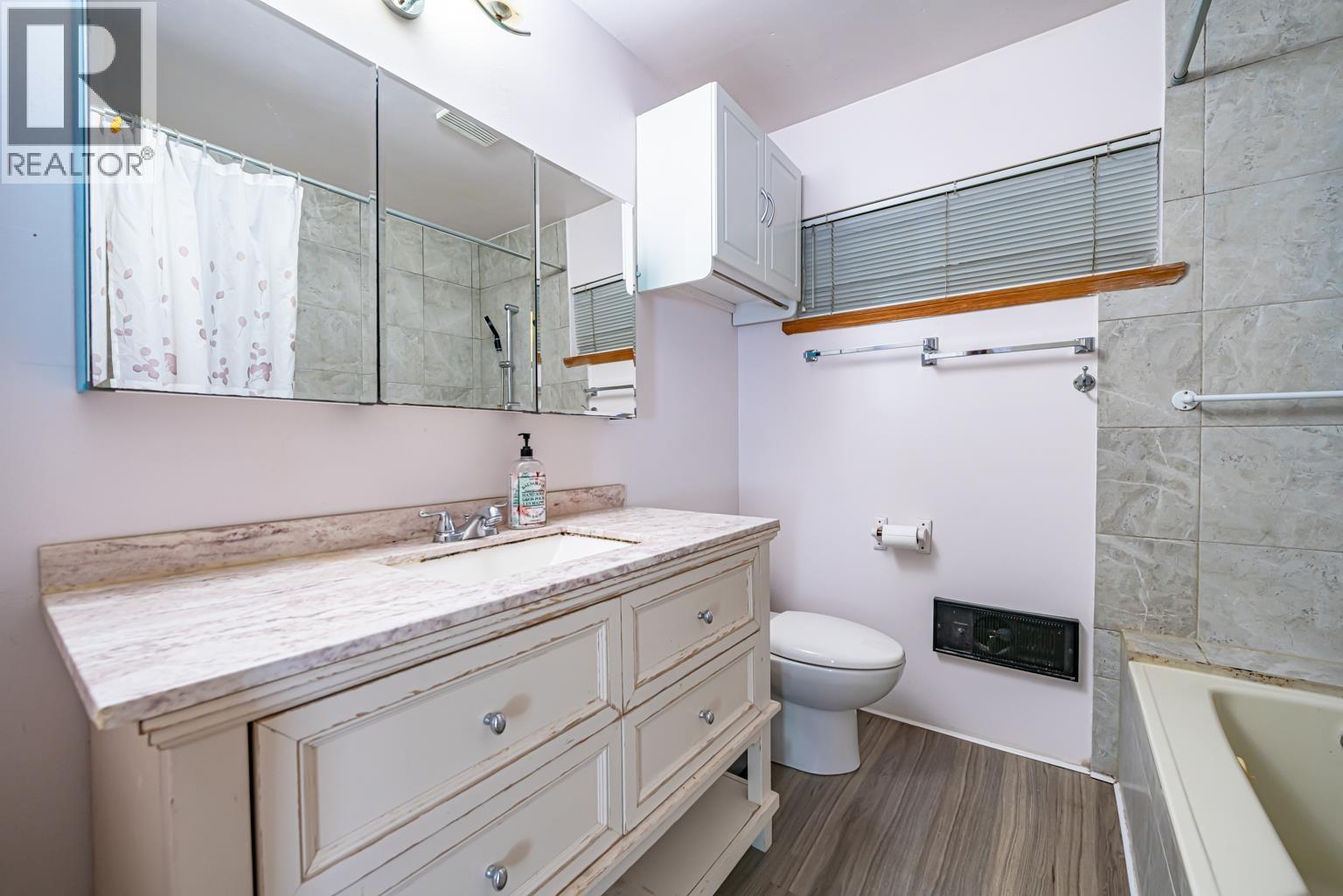 3335 Dieppe Drive, Vancouver, British Columbia  V5M 4B8 - Photo 16 - R3126117