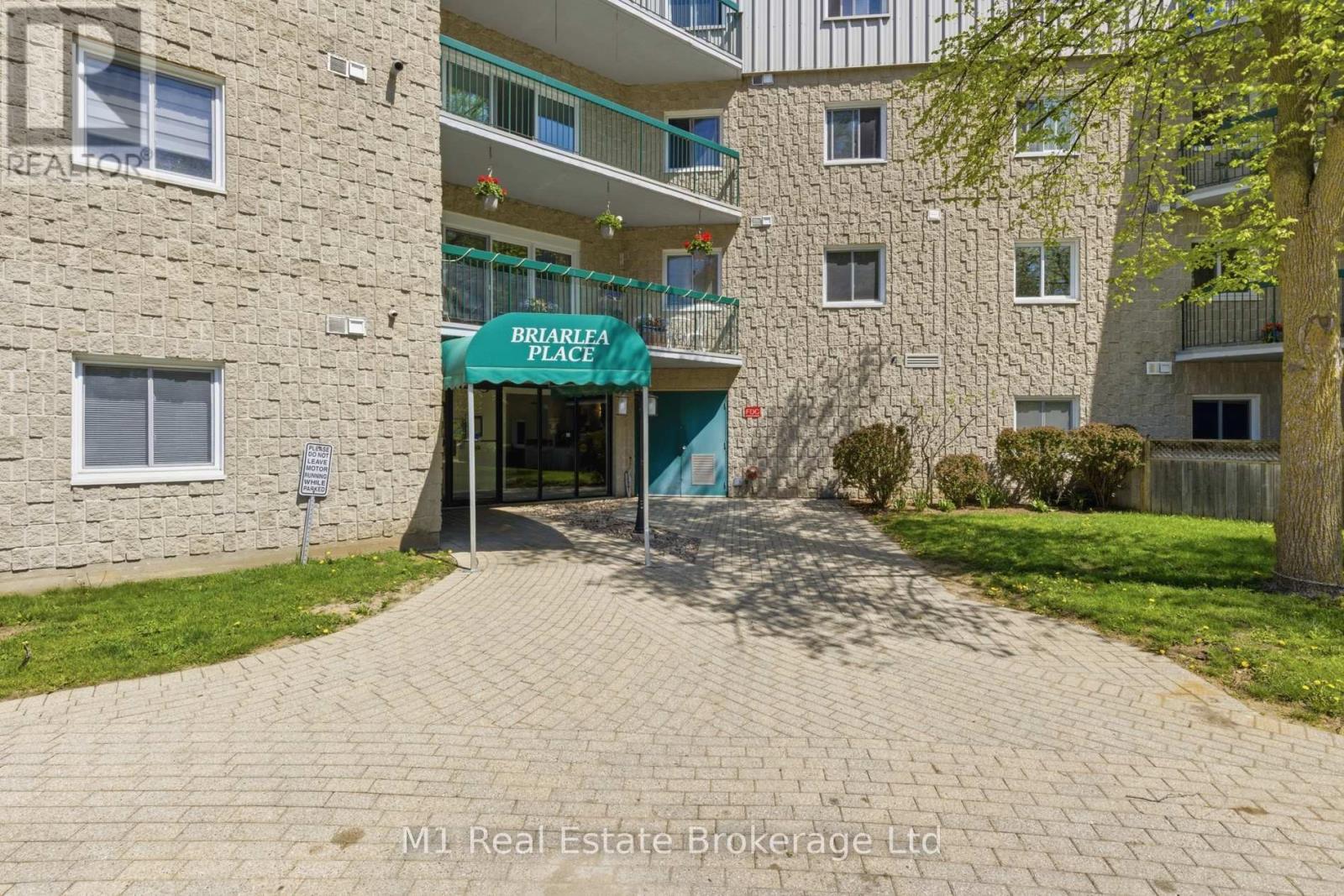 402 - 200 River Street, Centre Wellington, Ontario  N1M 3H8 - Photo 1 - X13152796