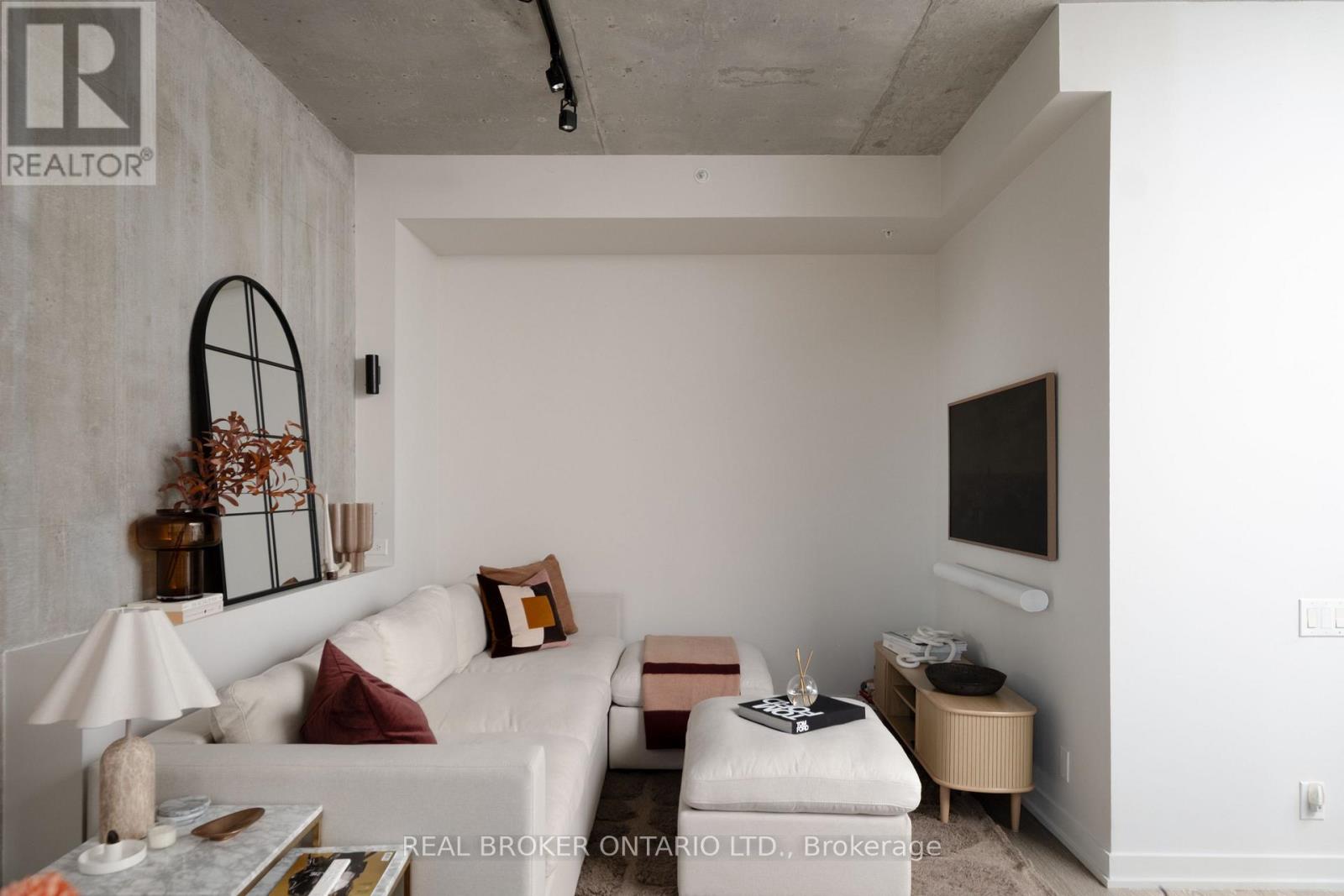 Ph24 - 39 Brant Street, Toronto, Ontario  M5V 0M8 - Photo 6 - C13150760