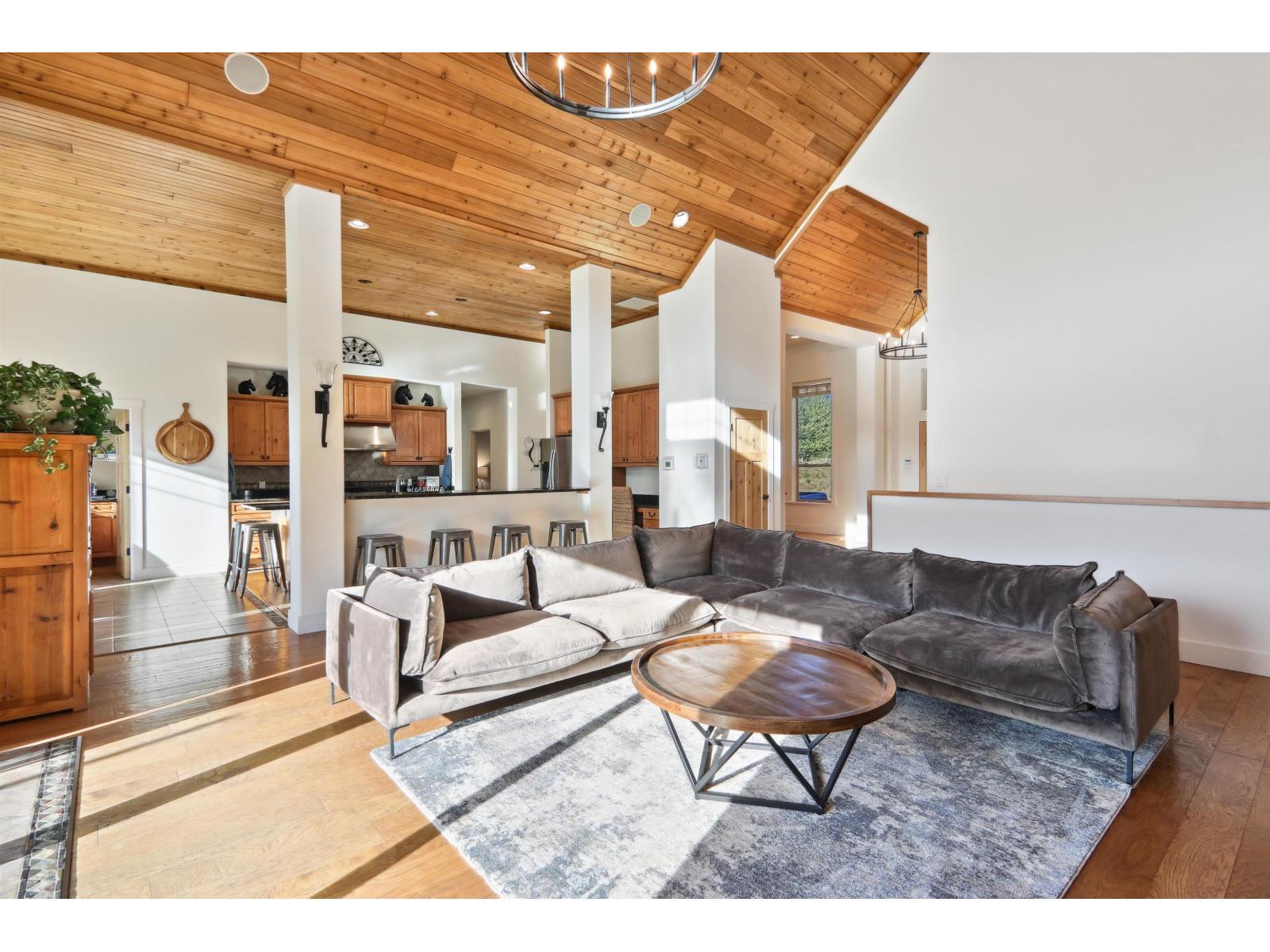 4601 Bench Road, Ryder Lake, Chilliwack, British Columbia  V4Z 1G1 - Photo 15 - R3125273