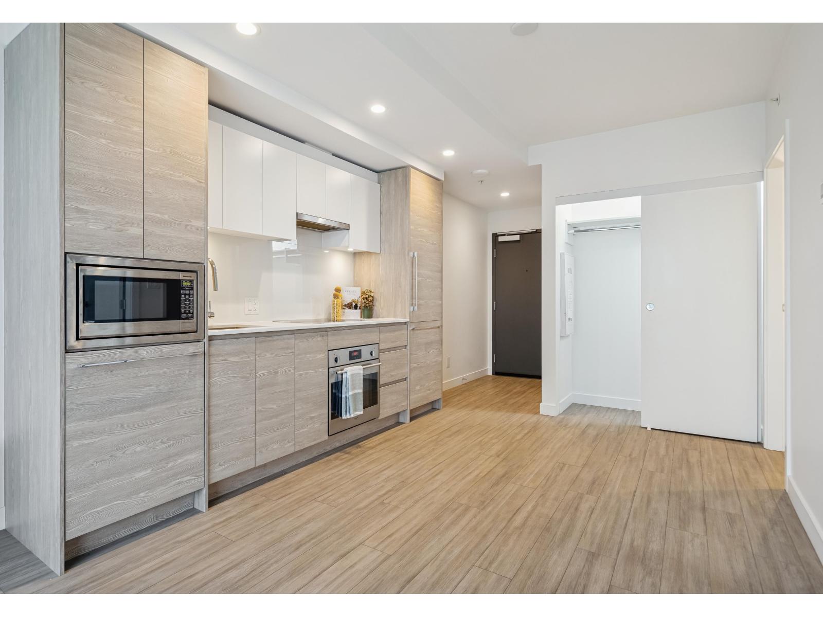 807 13655 Fraser Highway, Surrey, British Columbia  V3T 0P8 - Photo 7 - R3126142