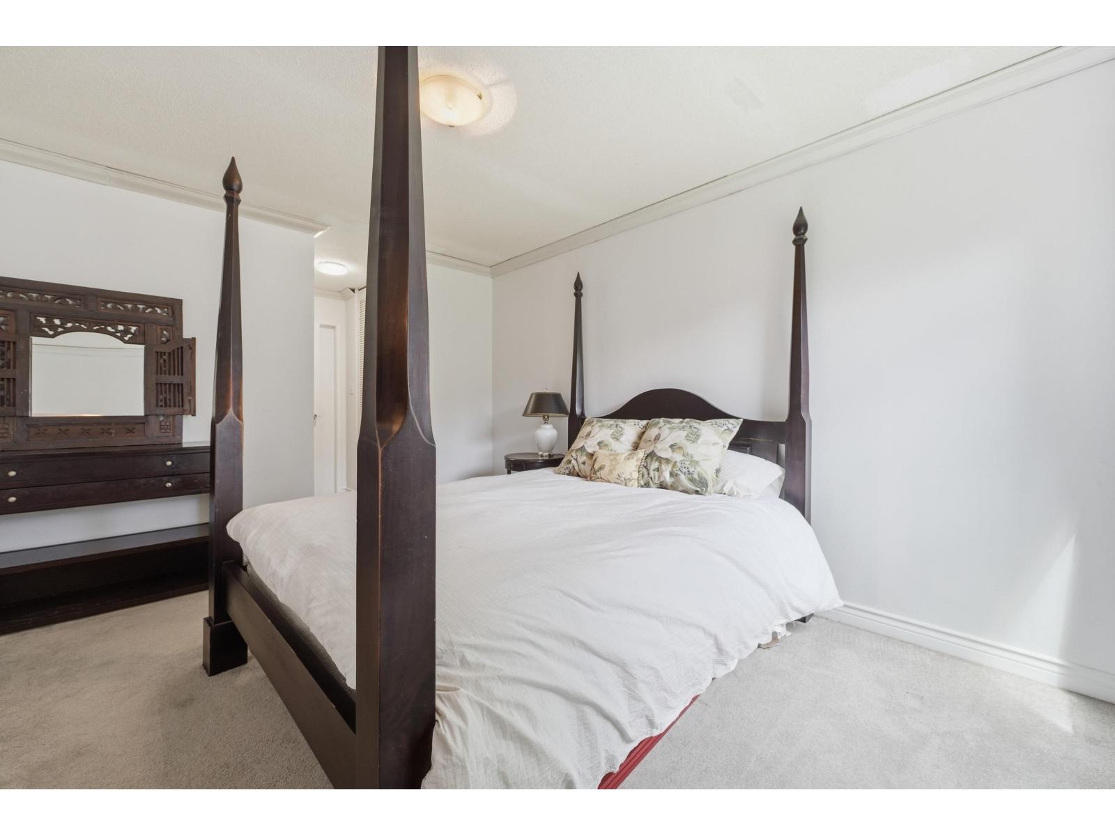 104 1355 Fir Street, White Rock, British Columbia  V4B 4B3 - Photo 12 - R3126012