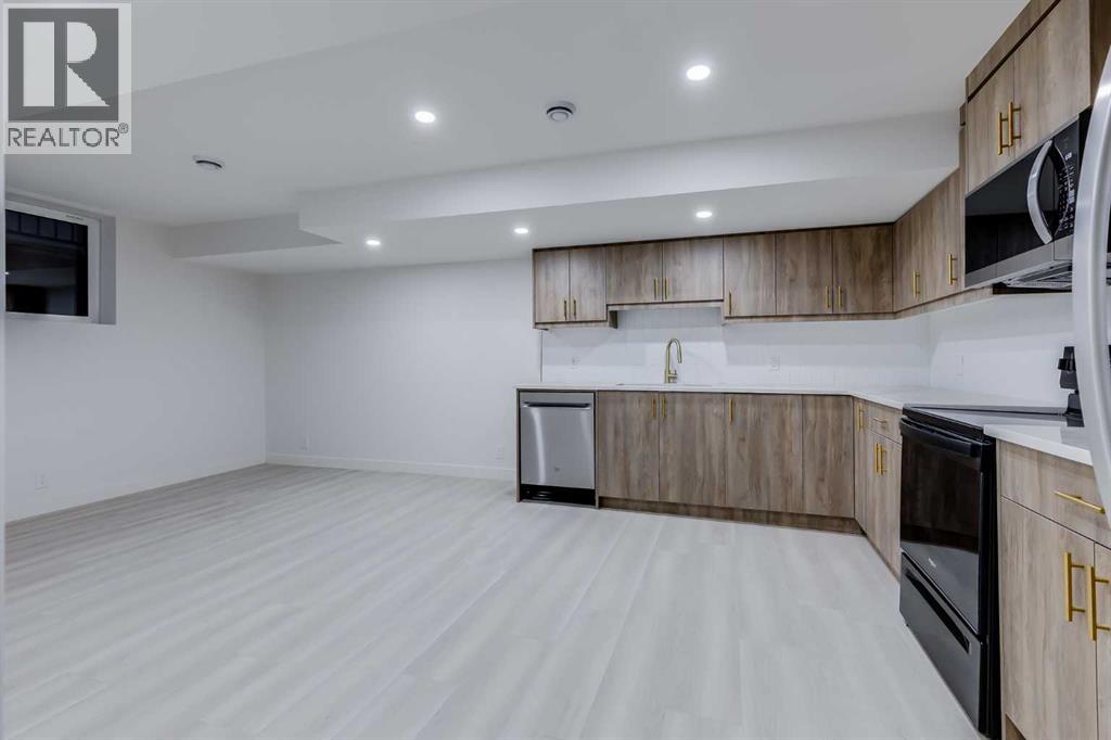 116 Deer Run Close SE, Calgary, Alberta  T2J 5P5 - Photo 30 - A2285575
