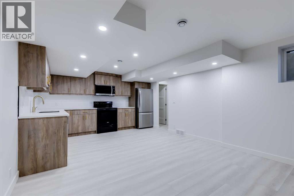 116 Deer Run Close SE, Calgary, Alberta  T2J 5P5 - Photo 27 - A2285575