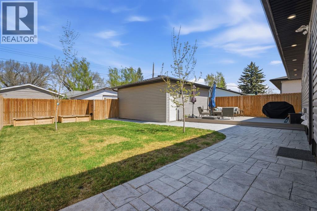 87 Armstrong Crescent SE, Calgary, Alberta  T2J 0X2 - Photo 33 - A2310985