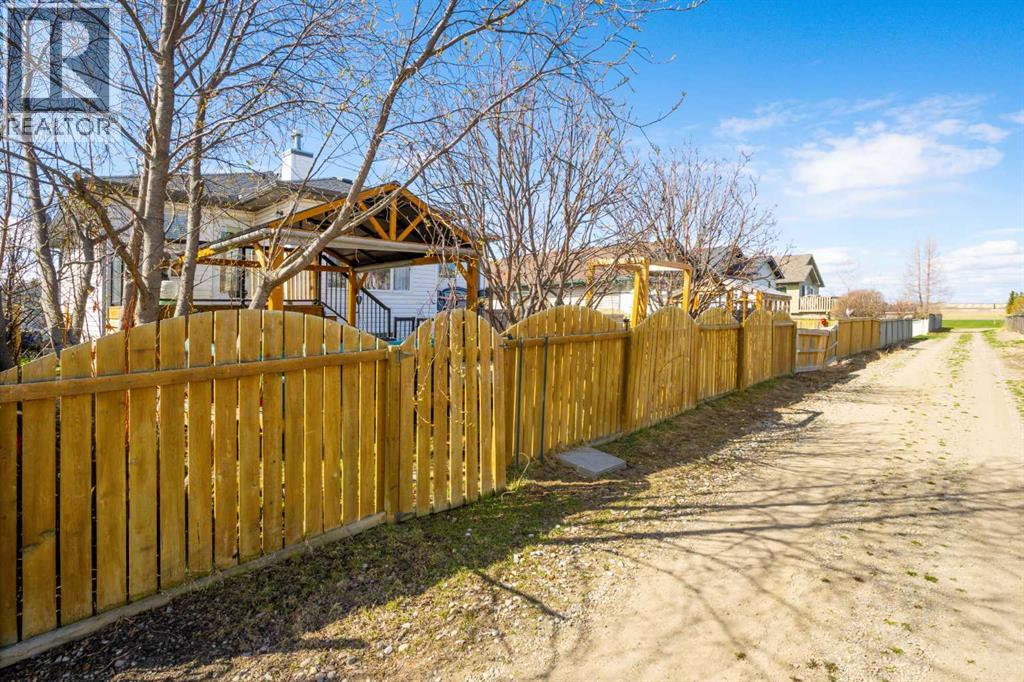 308 Carriage Lane Drive, Carstairs, Alberta  T0M 0N0 - Photo 31 - A2311874