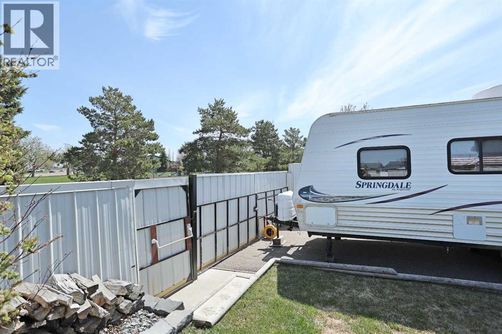 32 Upland Crescent, Brooks, Alberta  T1R 0P5 - Photo 48 - A2288351