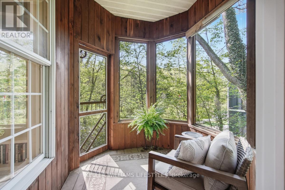 10240 Woodpark Court, Lambton Shores, Ontario  N0M 1T0 - Photo 19 - X13152888