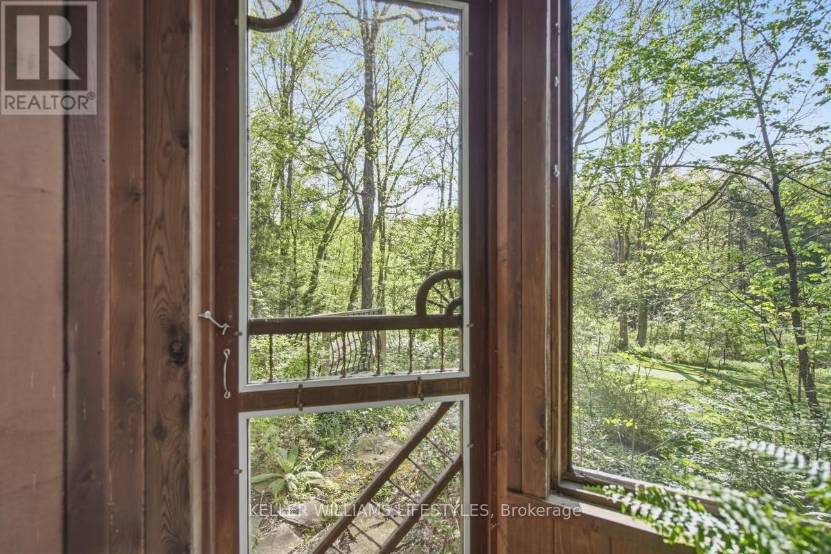 10240 Woodpark Court, Lambton Shores, Ontario  N0M 1T0 - Photo 20 - X13152888