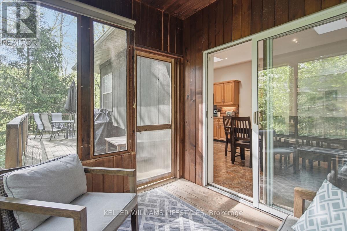 10240 Woodpark Court, Lambton Shores, Ontario  N0M 1T0 - Photo 32 - X13152888