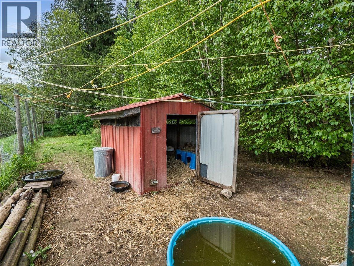 6288 Youngs Road, Winlaw, British Columbia  V0G 2J0 - Photo 28 - 10387294