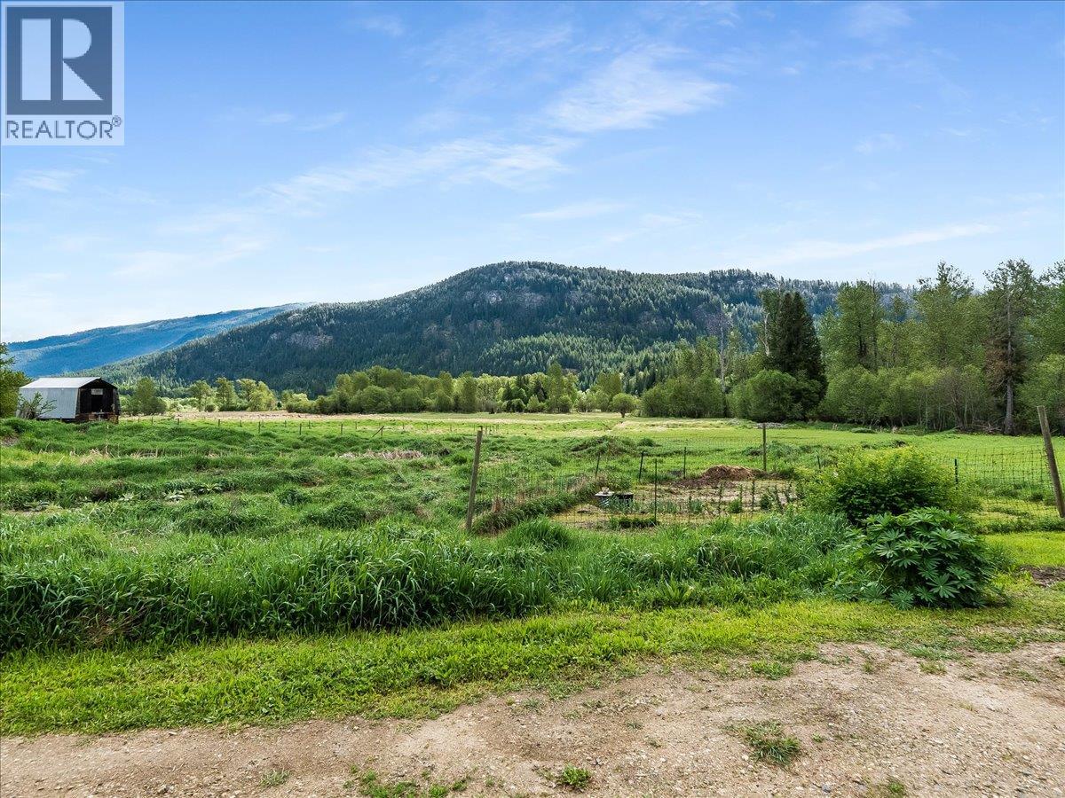 6288 Youngs Road, Winlaw, British Columbia  V0G 2J0 - Photo 42 - 10387294