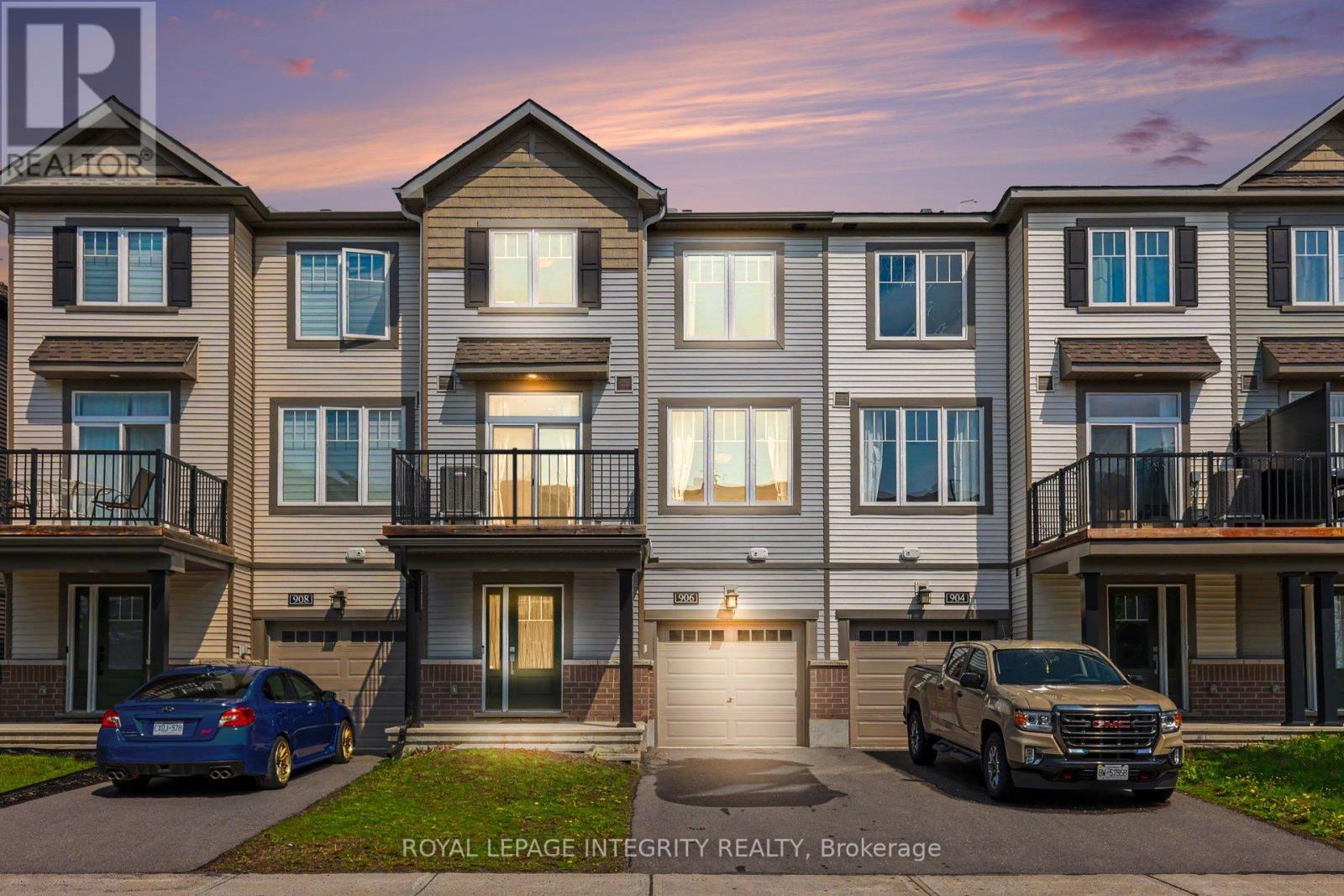 906 LIXNAW COURT, Ottawa, Ontario