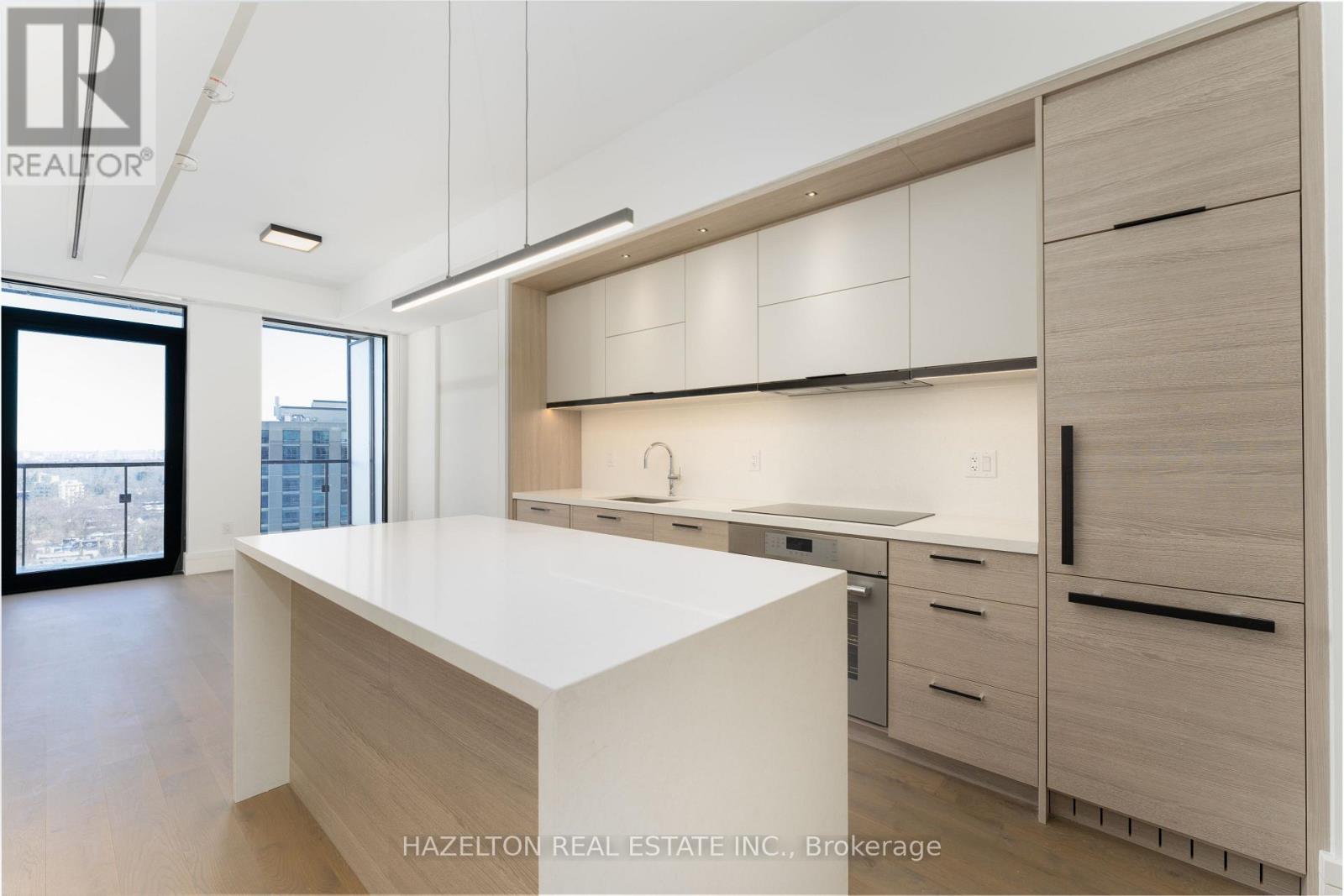 1505 - 215 LONSDALE ROUTE, Toronto, Ontario