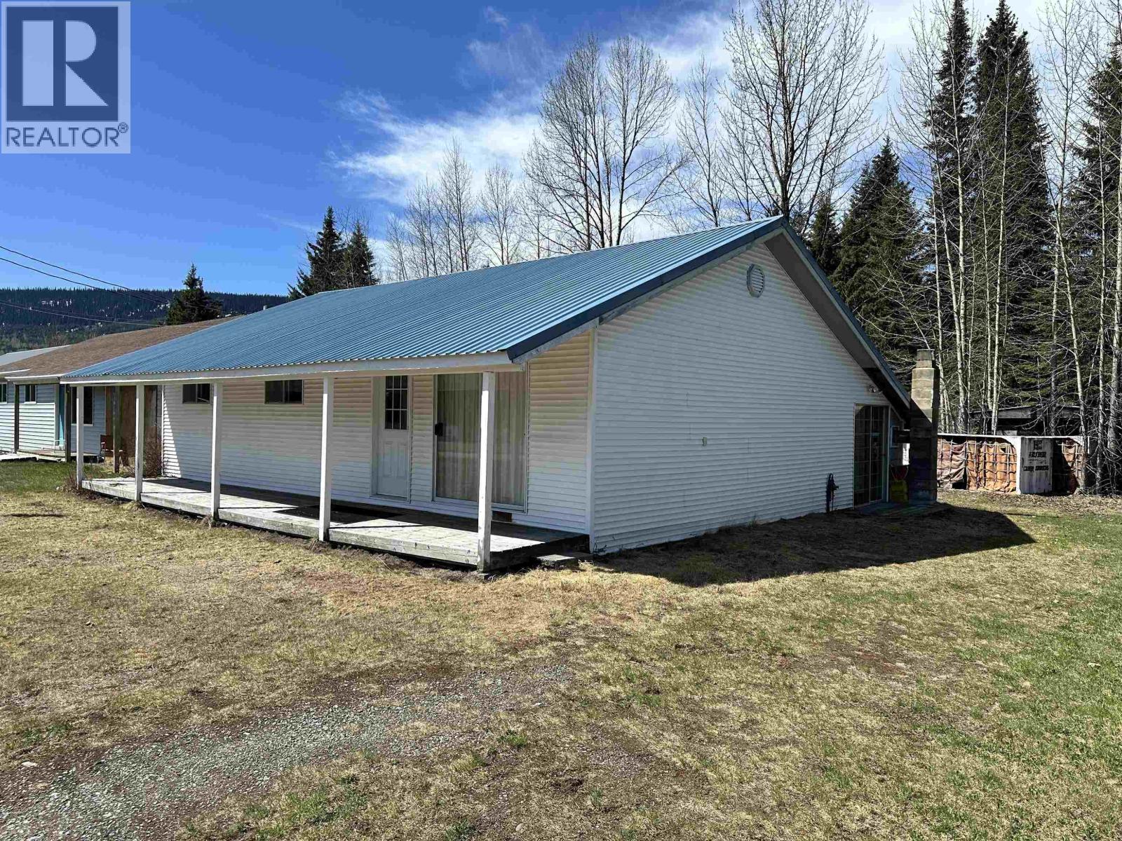 629 A Road, Canim Lake, British Columbia  V0K 1L0 - Photo 4 - R3126155