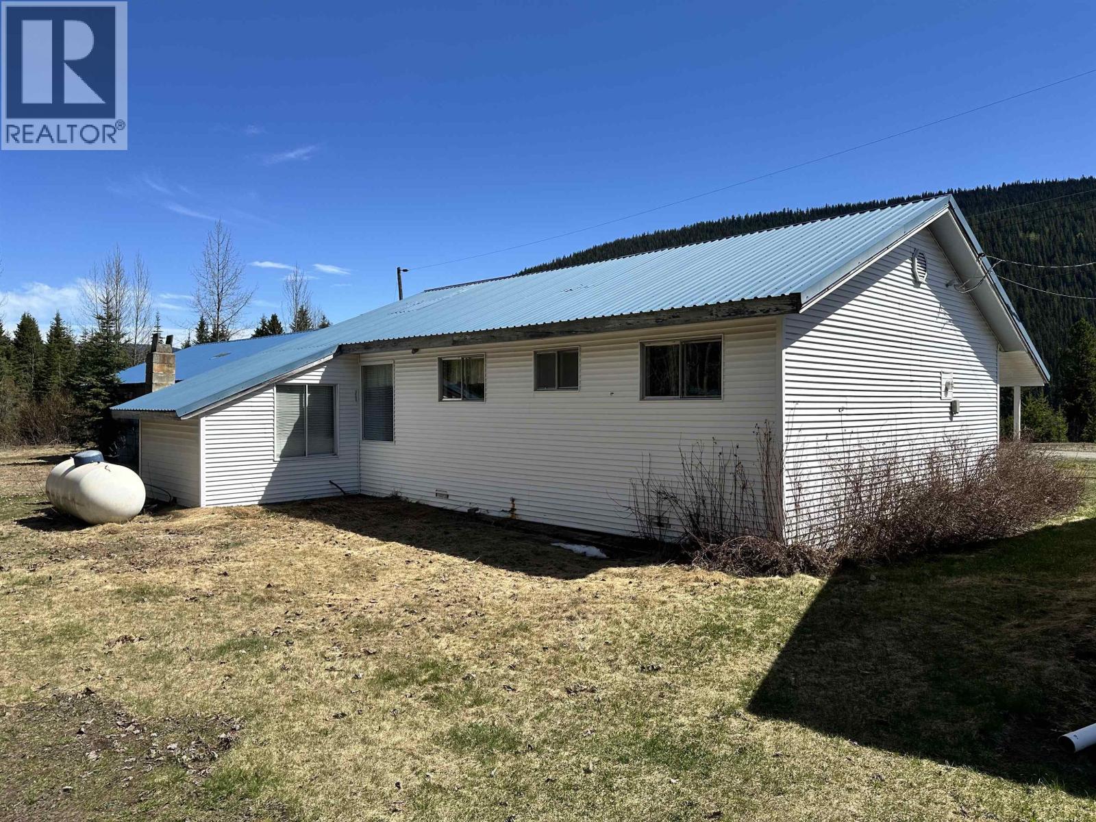 629 A Road, Canim Lake, British Columbia  V0K 1L0 - Photo 7 - R3126155