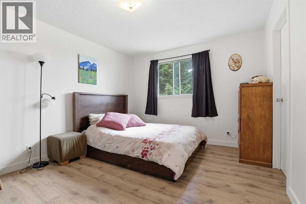 437 Maplewood  SE, Diamond Valley, Alberta  T0L 0H0 - Photo 12 - A2310553