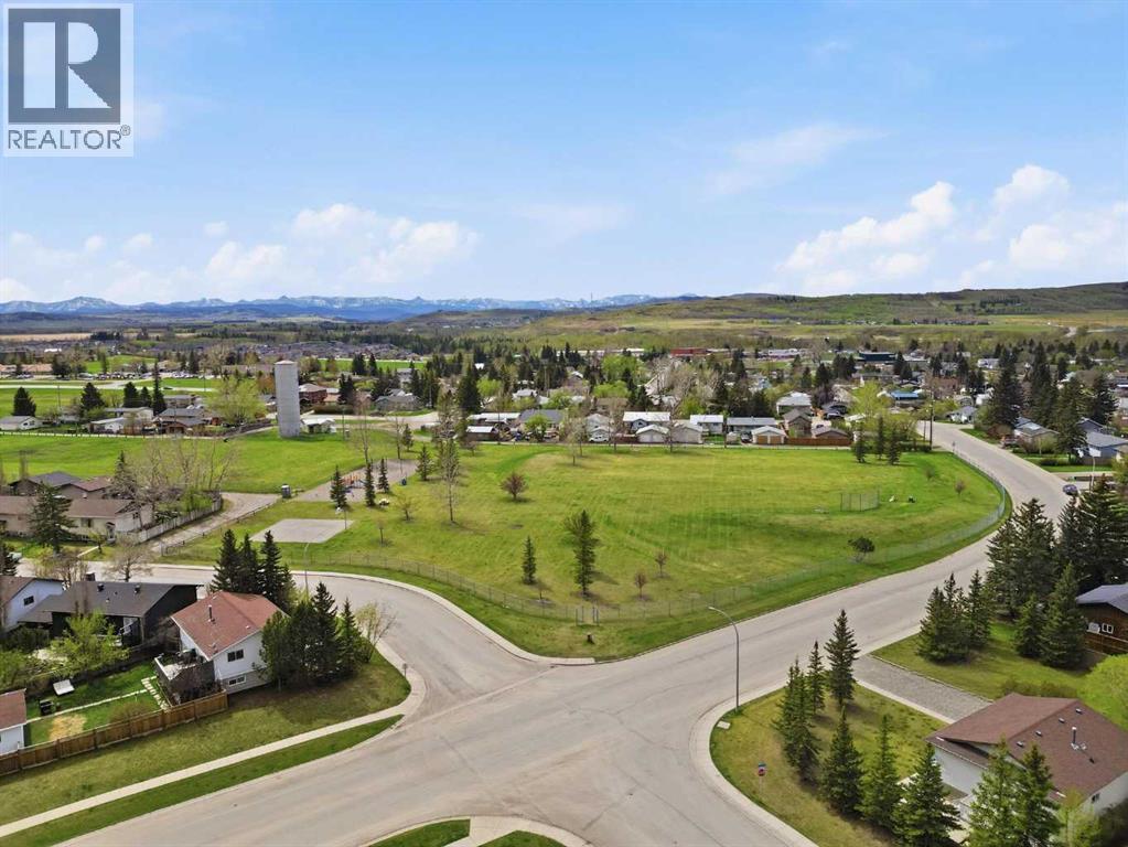 437 Maplewood  SE, Diamond Valley, Alberta  T0L 0H0 - Photo 32 - A2310553