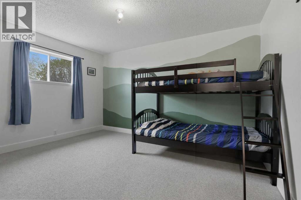 437 Maplewood  SE, Diamond Valley, Alberta  T0L 0H0 - Photo 19 - A2310553
